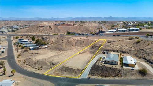 3868 Rising Sun Rd, Bullhead City, AZ, 86442-4500 | Card Image
