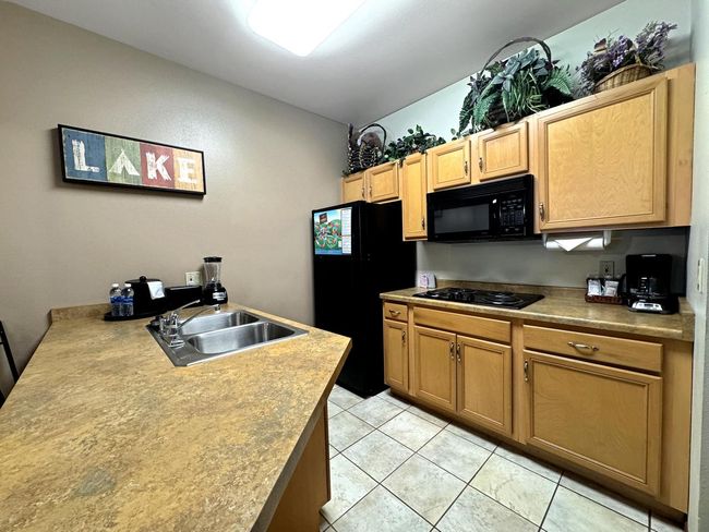 166 - 7020 Grand Geneva Way, Condo with 1 bedrooms, 1 bathrooms and null parking in Lyons WI | Image 5