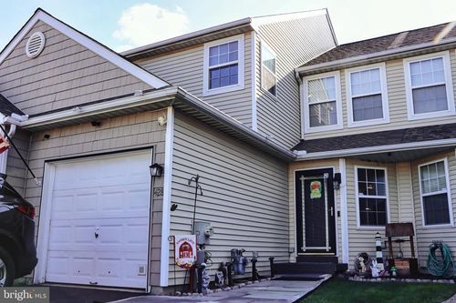 428 Gavin Dr, COATESVILLE, PA, 19320-2791 | Card Image