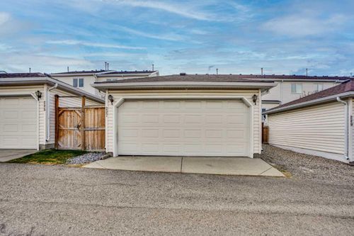 227 Citadel Lane Nw, Calgary, AB, T3G4E1 | Card Image