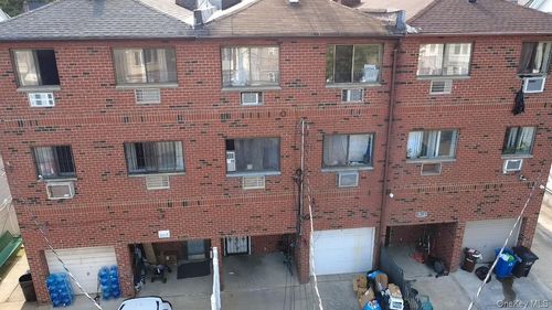 9440 121st St, South Richmond Hill, NY, 11419-1399 | Card Image
