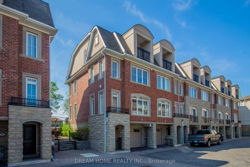13 Slingsby Lane, North York, ON, M2N0H7 | Card Image