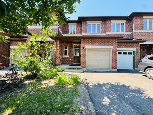 204 Badgeley Ave, Kanata, ON, K2T0A4 | Card Image