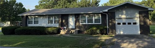 301 S 3rd St, Arma, KS, 66712-4108 | Card Image