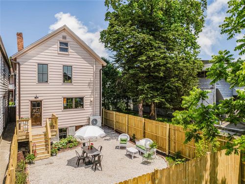 225 Robinson St, Hudson, NY, 12534-1701 | Card Image