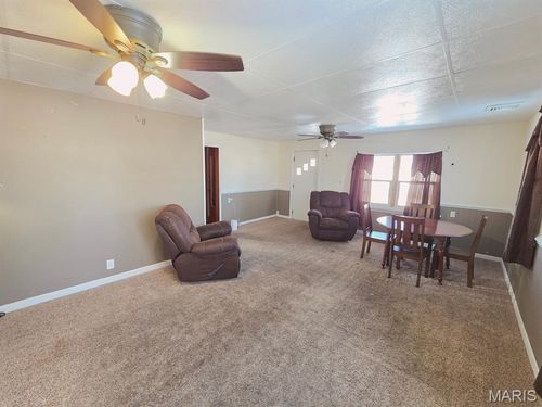 806 N 8th St, Canton, MO, 63435-1024 | Card Image