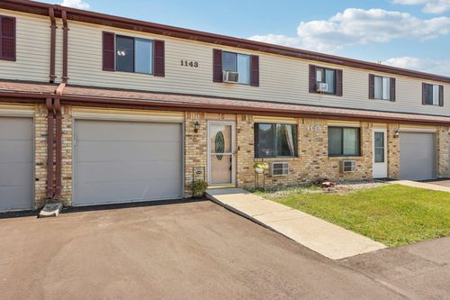 1143 Vogt Dr, West Bend, WI, 53095-5505 | Card Image