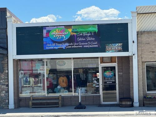 527 Main St, Salmon, ID, 83467-4220 | Card Image
