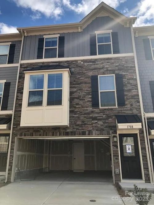 1708 Town Oak Ln, Charlotte, NC, 28205-6293 | Card Image