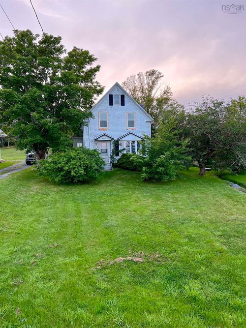 1042 Highway 335, West Pubnico, NS, B0W3S0 | Card Image