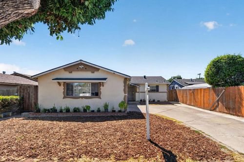 468 Salmon Dr, San Jose, CA, 95111-2015 | Card Image