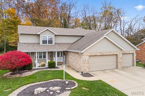 126 Kingsbrooke Blvd, Glen Carbon, IL, 62034-1571 | Card Image