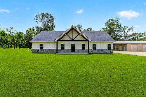950 Brushy Creek Dr, Onalaska, TX, 77360-4008 | Card Image