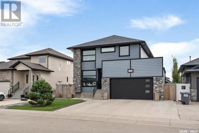 139 Johns Rd, House other with 5 bedrooms, 4 bathrooms and null parking in Saskatoon SK | Image 2