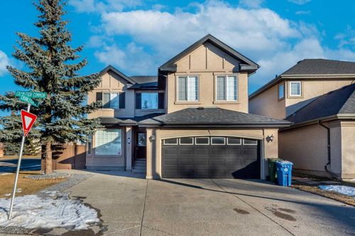 83 Cranleigh Common Se, Calgary, AB, T3M1G7 | Card Image