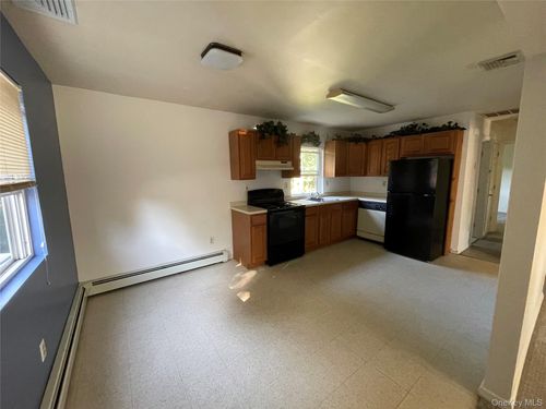 31 Altamore St, Melville, NY, 11747-2901 | Card Image