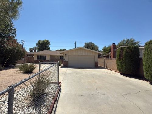 44513 Tabler, Lancaster, CA, 93535 | Card Image