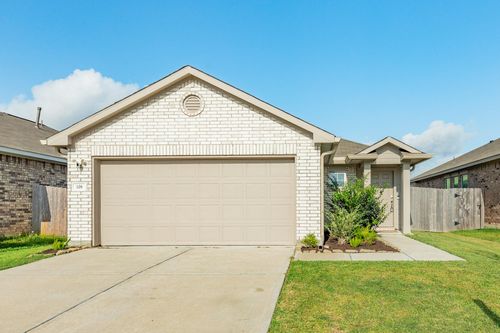108 Cullen St, Angleton, TX, 77515-2307 | Card Image