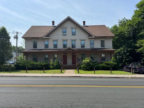 131 Union St, Vernon, CT, 06066-3025 | Card Image