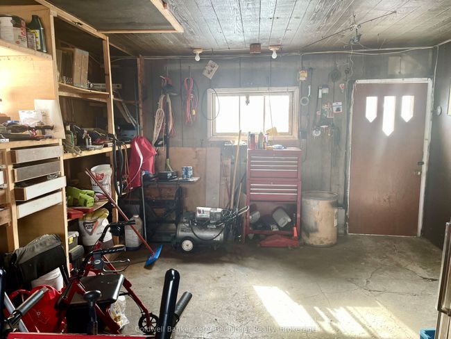 20 Elm St S, House other with 3 bedrooms, 2 bathrooms and 4 parking in Walkerton ON | Image 20