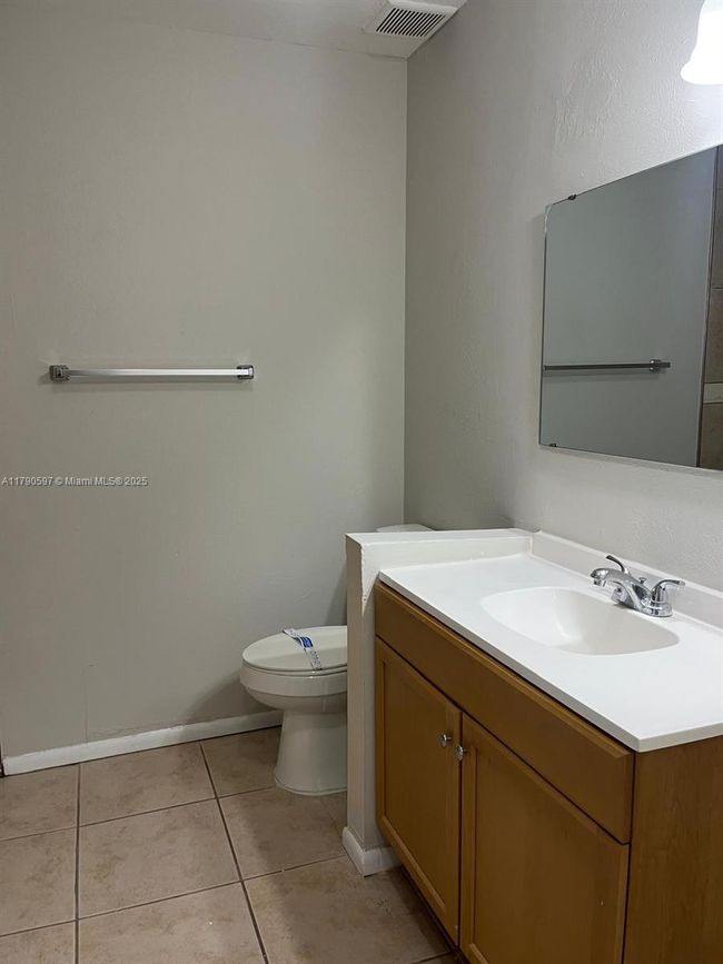A - 4002 Dolomite St, Condo with 1 bedrooms, 2 bathrooms and null parking in ORLANDO FL | Image 13