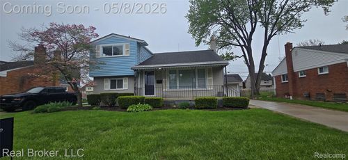 32631 Maplewood St, Garden City, MI, 48135-1630 | Card Image