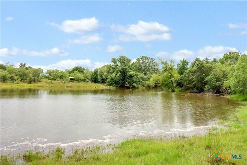 52.97AC Cross Road, Seguin, TX, 78155 | Card Image