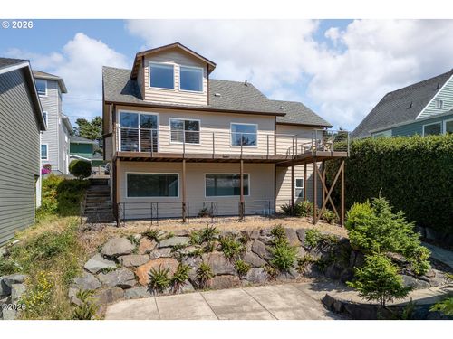 860 Sw 10th St, Lincoln City, OR, 97367-2149 | Card Image