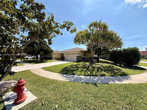 10126 Crosswind Rd, Boca Raton, FL, 33498-4755 | Card Image