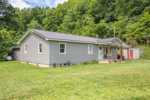 90 Trevor Ln, Burkesville, KY, 42717-7913 | Card Image