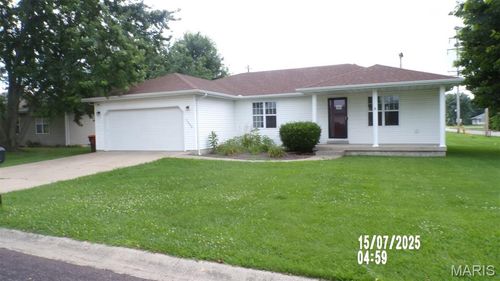 1232 Tyler Dr, Lebanon, MO, 65536-4121 | Card Image