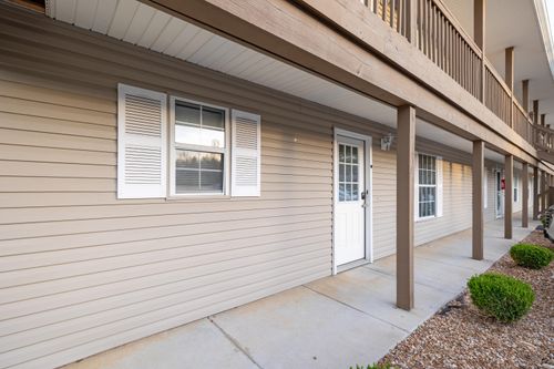 apt-1-28 Fall Creek Dr, Branson, MO, 65616-3836 | Card Image