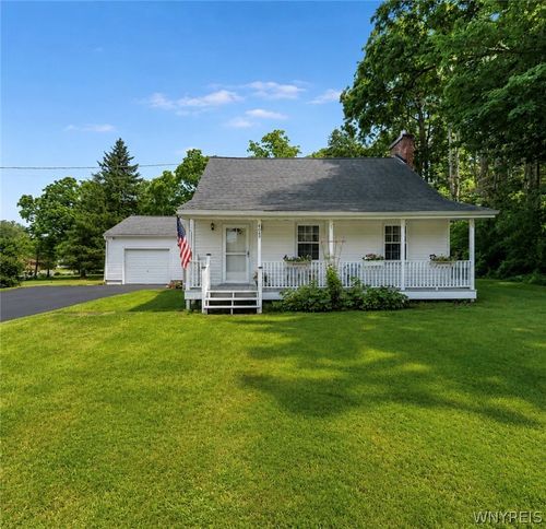 4059 Baker Rd, Orchard Park, NY, 14127-2022 | Card Image