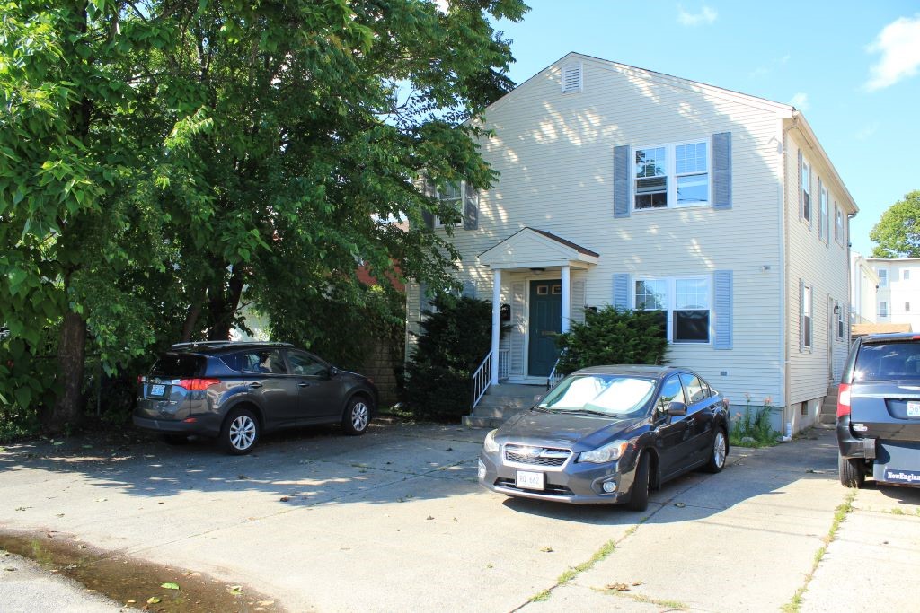 Sterling St, Pawtucket, RI 02860