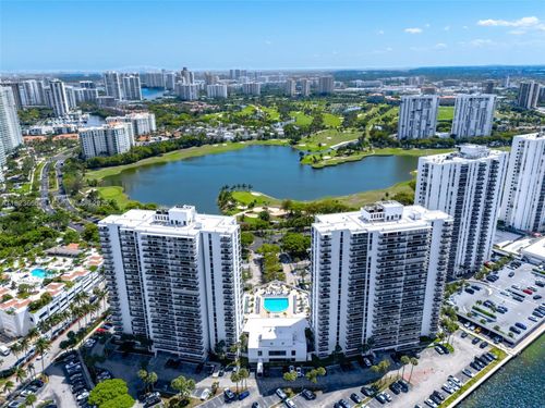 apt-2023-3731 N Country Club Dr, Aventura, FL, 33180-1745 | Card Image