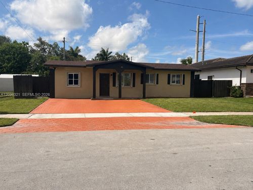 0-4011 Sw 28th St, West Park, FL, 33023-4435 | Card Image
