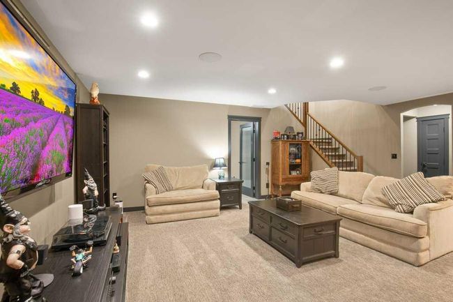 131 Cedar Square, House other with 5 bedrooms, 4 bathrooms and 7 parking in Blackfalds AB | Image 37