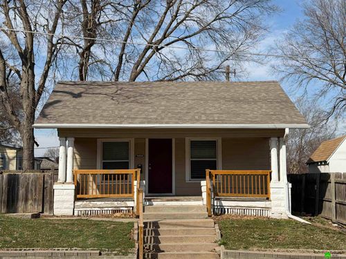 2520 Garfield St, Lincoln, NE, 68502-2934 | Card Image