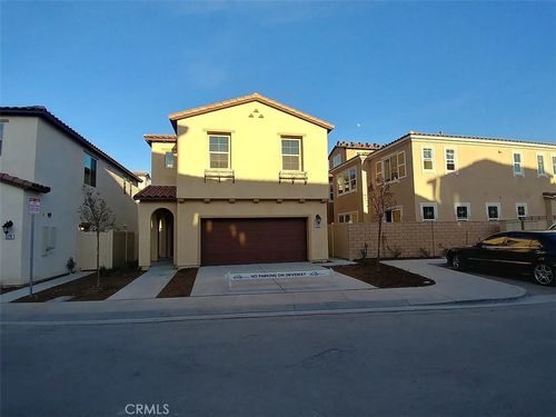 523 Escenico, Lake Forest, CA, 92630-8914 | Card Image