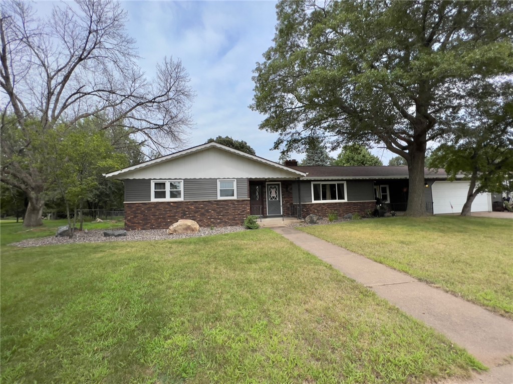 Kimberly Dr, Eau Claire, WI 54703