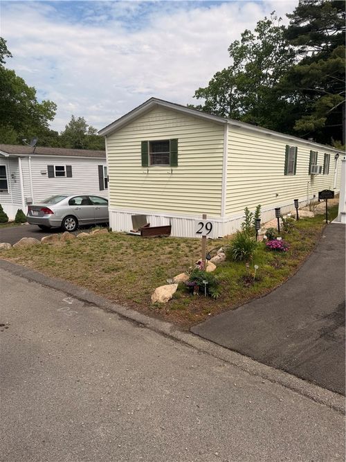 31 Foxtrot Drive, Charlestown, RI, 02813 | Card Image
