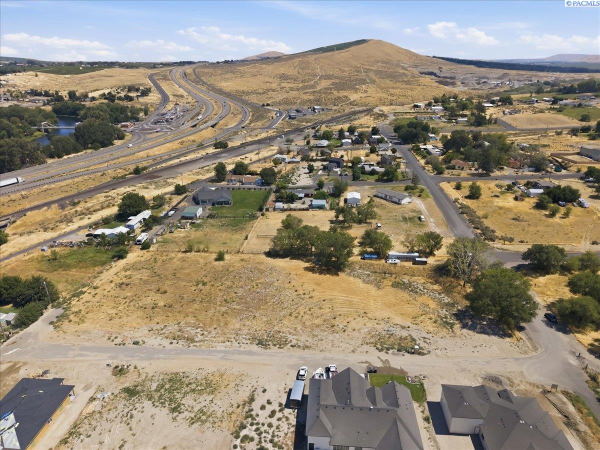 Land in Benton City 5