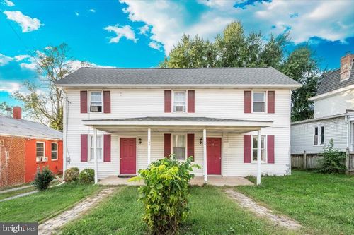 15 W Frederick St, WALKERSVILLE, MD, 21793-8230 | Card Image