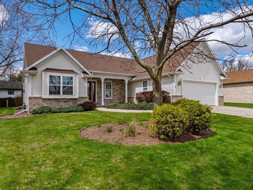 4721 W Whitetail Court, Manitowoc, WI, 54220 | Card Image