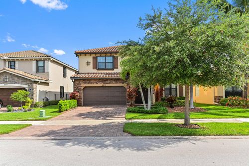 8873 Sea Chase Dr, Lake Worth, FL, 33467-1146 | Card Image