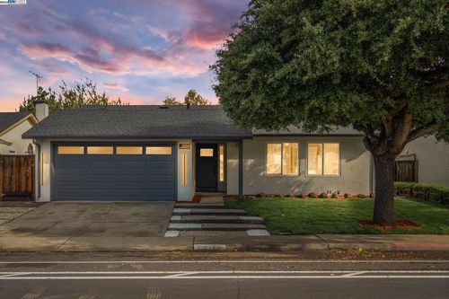 31314 San Andreas Dr, Union City, CA, 94587-2831 | Card Image