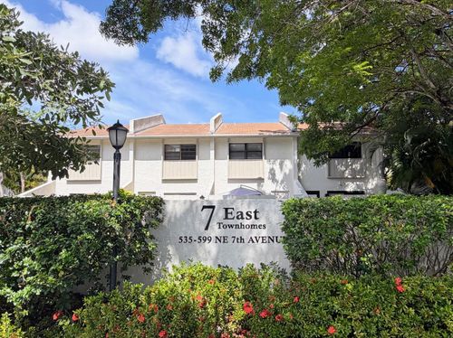 4b-575 Ne 7th Ave, Fort Lauderdale, FL, 33301-1283 | Card Image