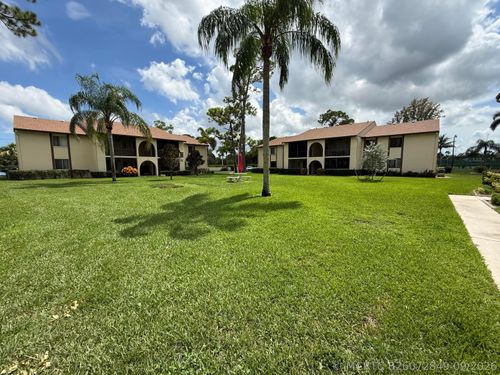 b-2-304 Knotty Pine Cir, Greenacres, FL, 33463-9173 | Card Image
