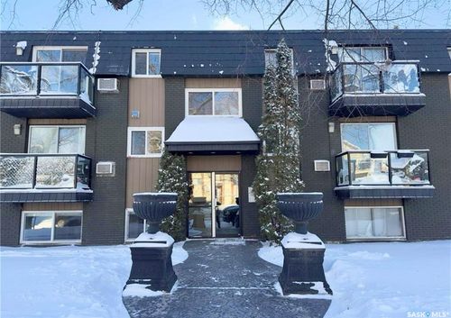 301-920 9th St E, Saskatoon, SK, S7H0N1 | Card Image
