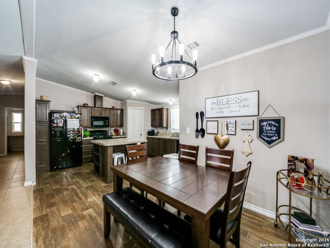 1271 Sandbranch Rd, House other with 3 bedrooms, 2 bathrooms and null parking in Bigfoot TX | Image 17